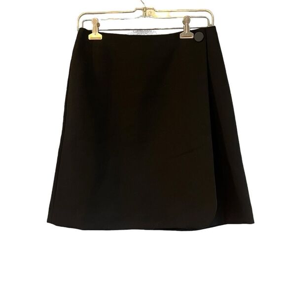 Ann Taylor black wrap skirt. Size 2 - Picture 1 of 8